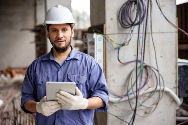 Best Emergency Electrical Repair  in Starkville, MS